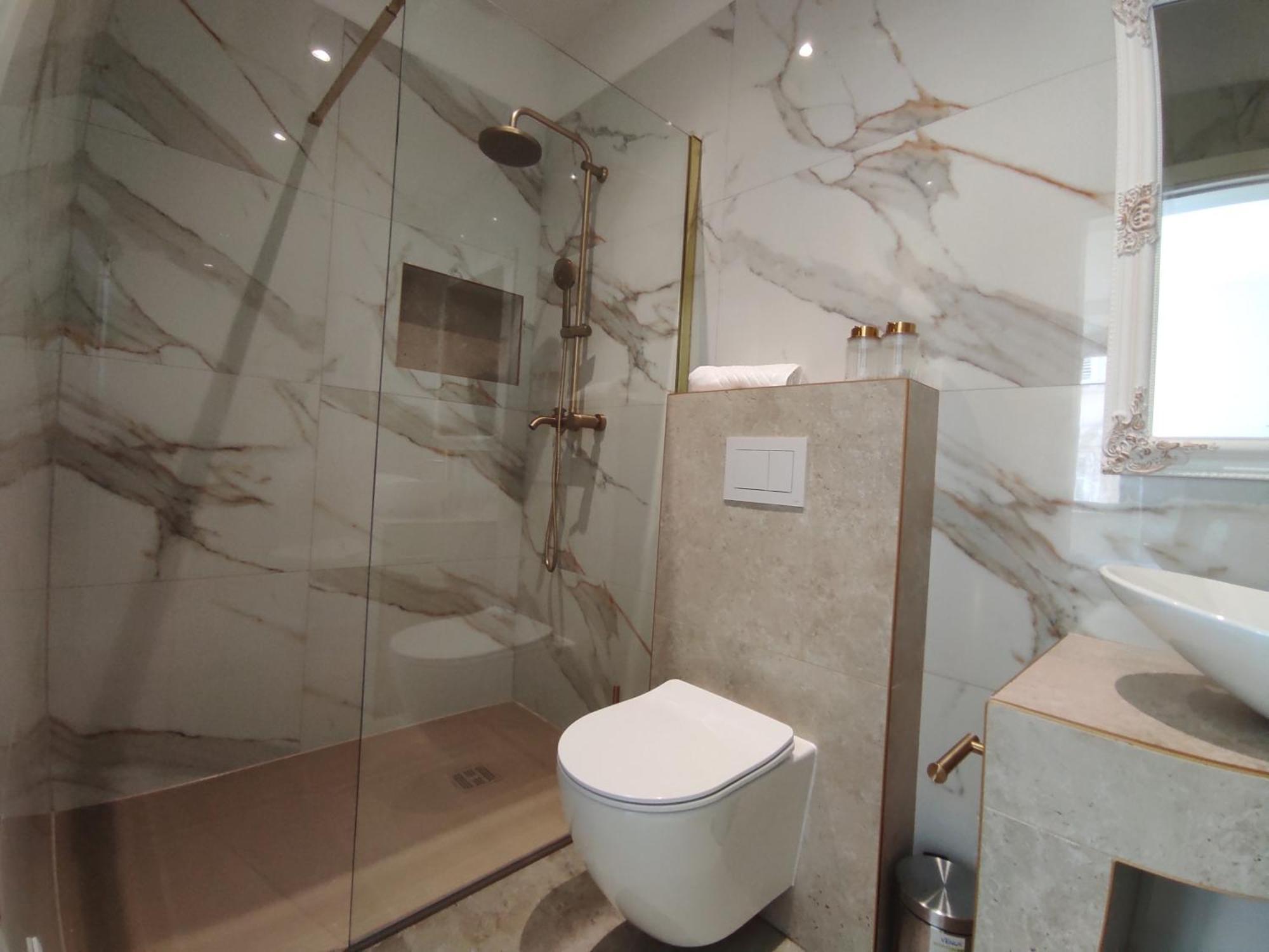 Papavero Rooms Pula Bagian luar foto