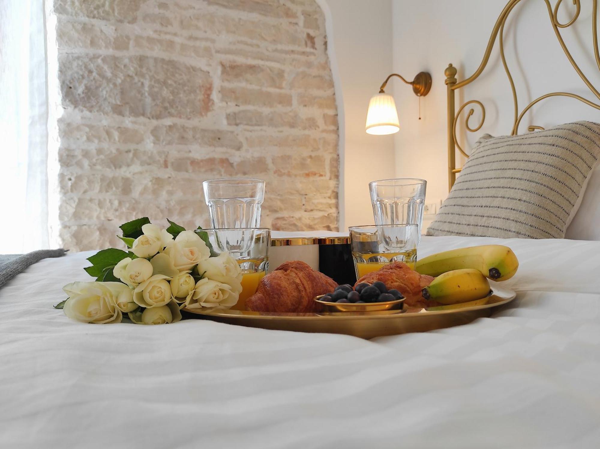 Papavero Rooms Pula Bagian luar foto