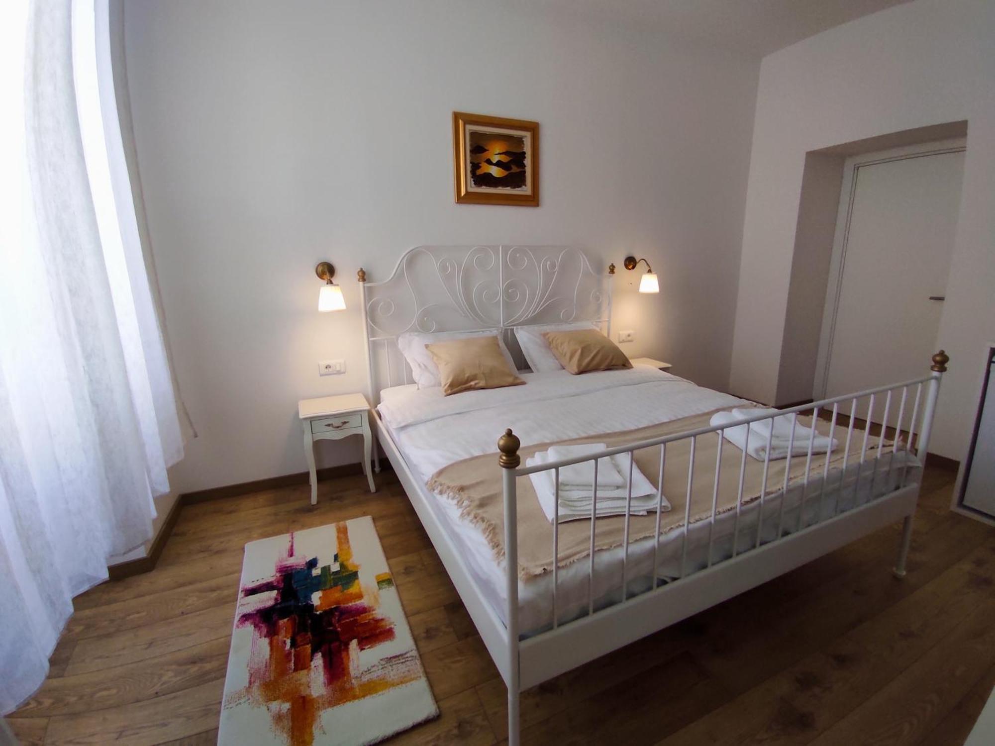Papavero Rooms Pula Bagian luar foto
